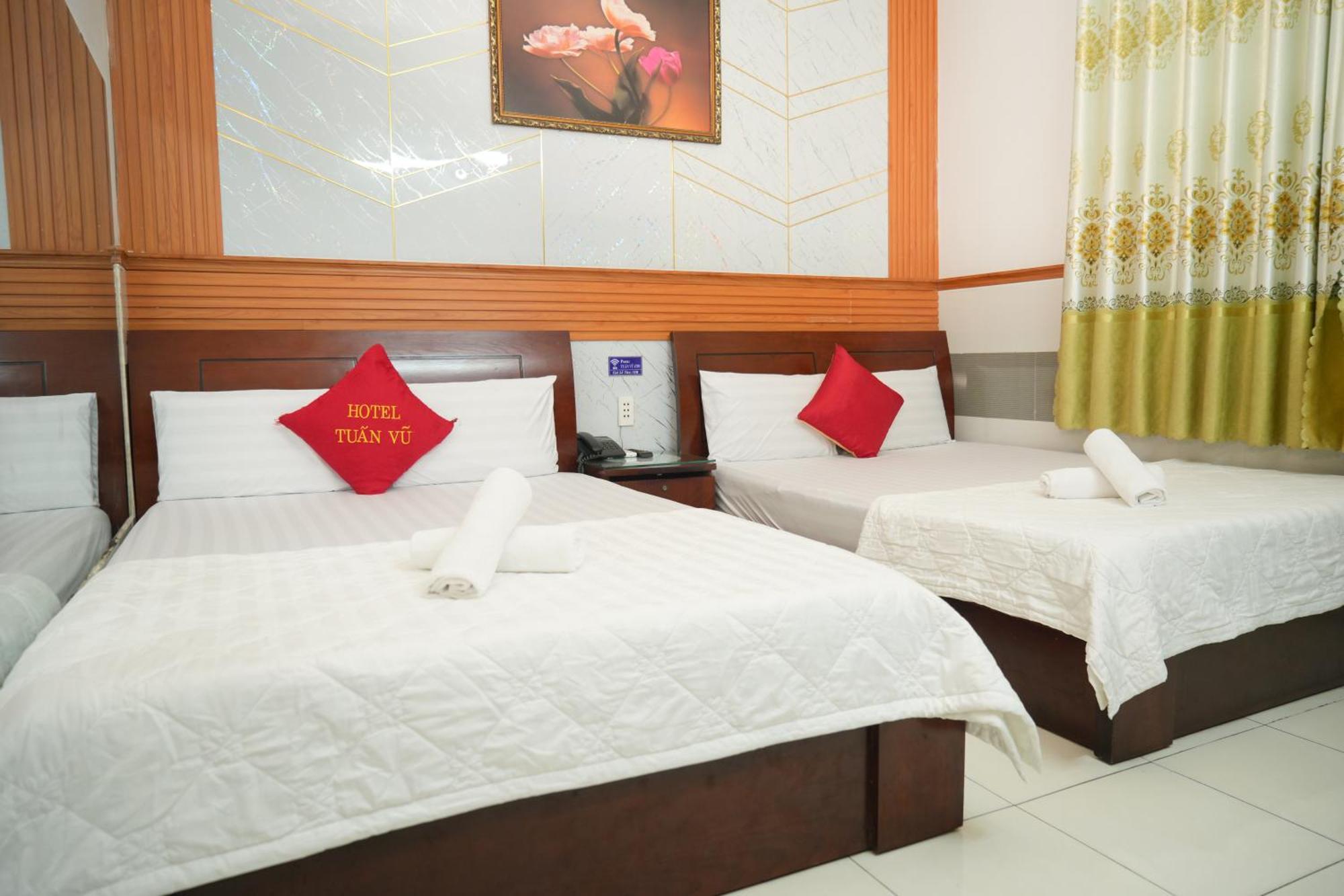 Hotel Khach San Tuan Vu Thành Pho Ho Chí Minh Esterno foto